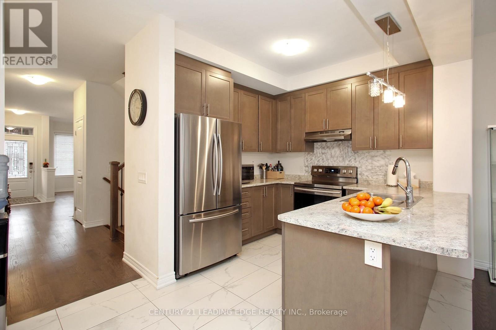 7 Frederick Pearson Street, East Gwillimbury, Ontario L9N 0R9 - Photo 12 - N12546316