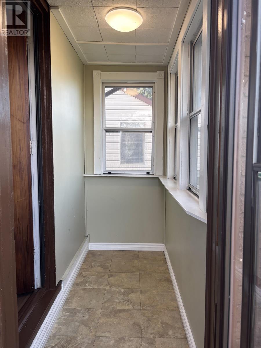 396 Empire Ave, Thunder Bay, Ontario  P7E 4R8 - Photo 20 - TB253472