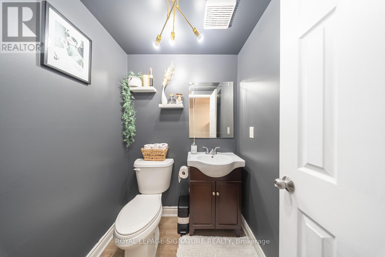 19 Spadina Road, Brampton, Ontario  L6X 4X6 - Photo 16 - W12548108