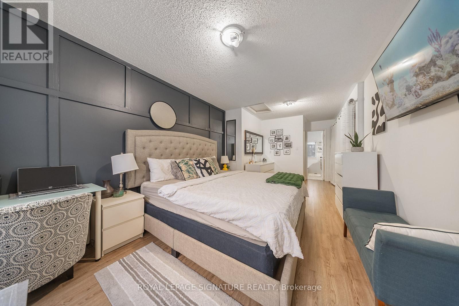 19 Spadina Road, Brampton, Ontario  L6X 4X6 - Photo 25 - W12548108