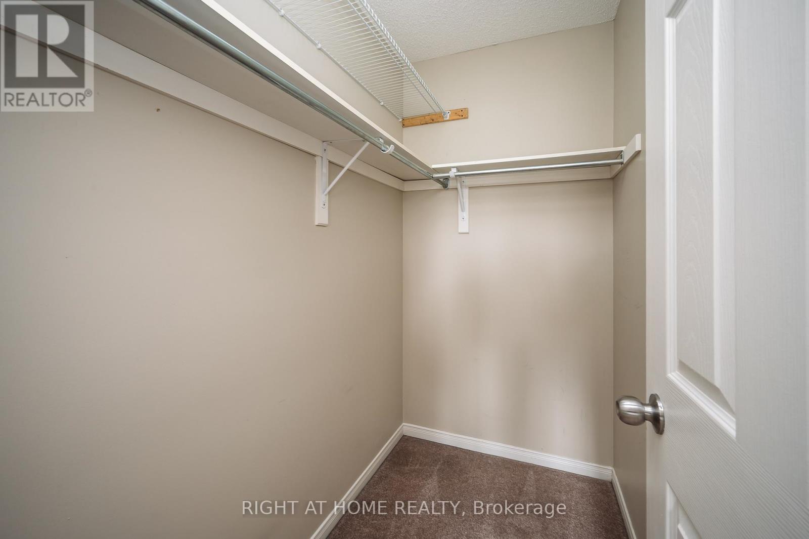 107 Bernard Avenue, Brampton, Ontario  L6Y 5S9 - Photo 17 - W12548114