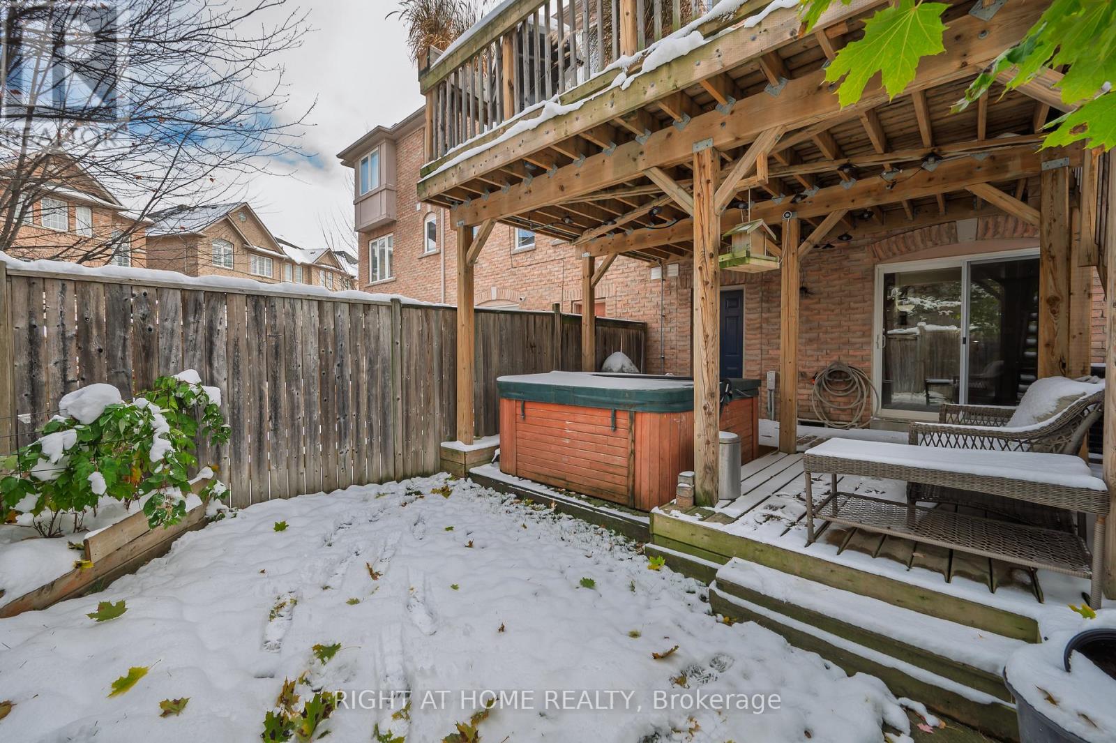 107 Bernard Avenue, Brampton, Ontario  L6Y 5S9 - Photo 31 - W12548114