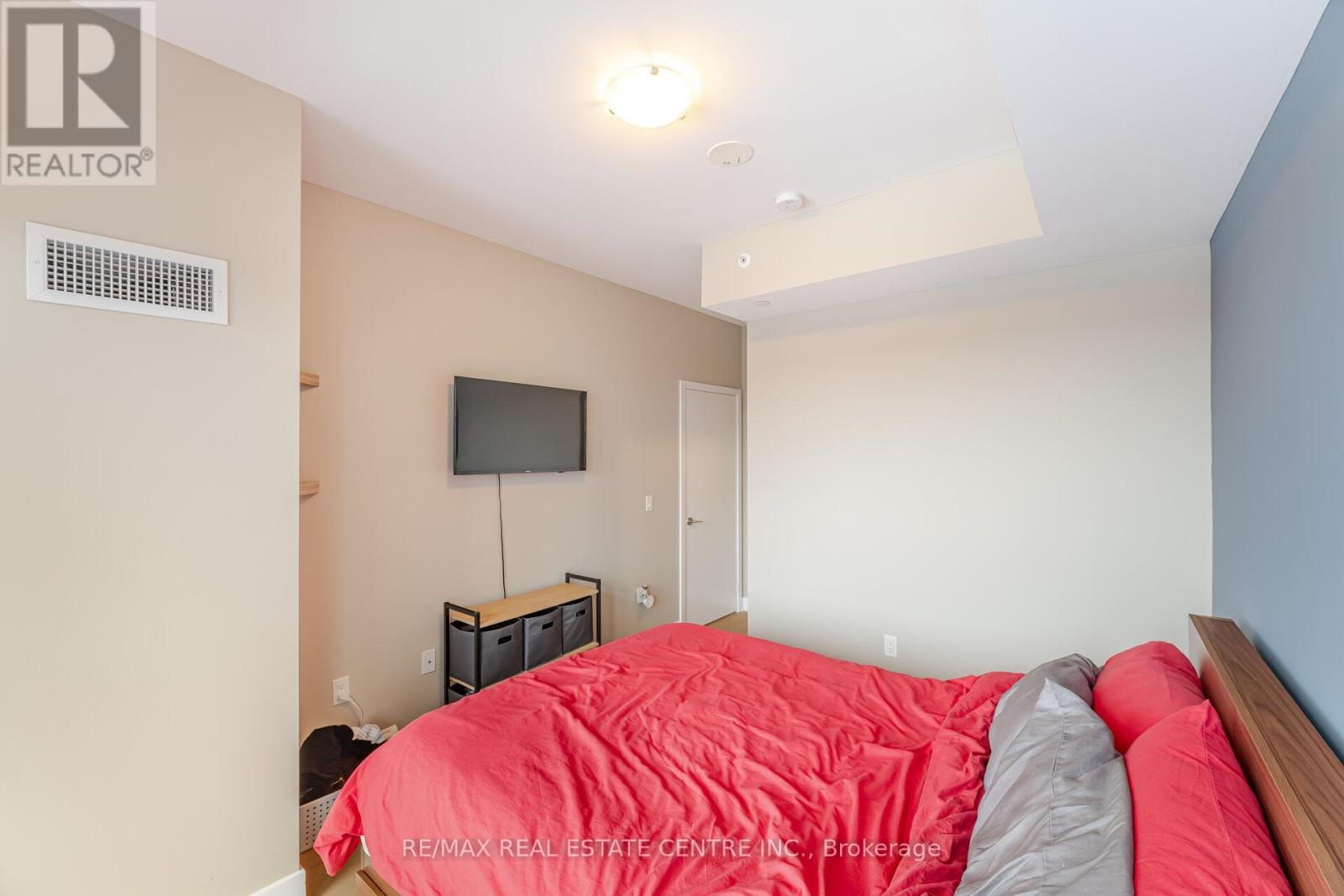 2622 - 30 Shore Breeze Drive, Toronto, Ontario  M8V 0J1 - Photo 22 - W12548120