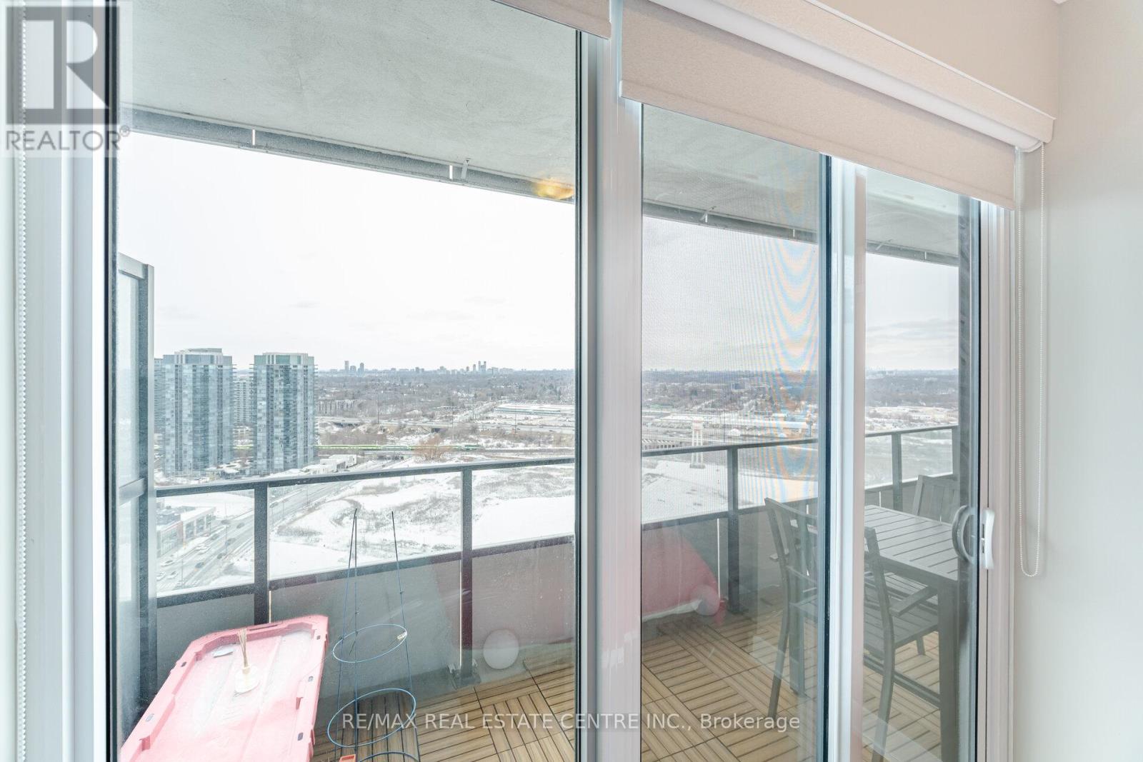 2622 - 30 Shore Breeze Drive, Toronto, Ontario  M8V 0J1 - Photo 24 - W12548120