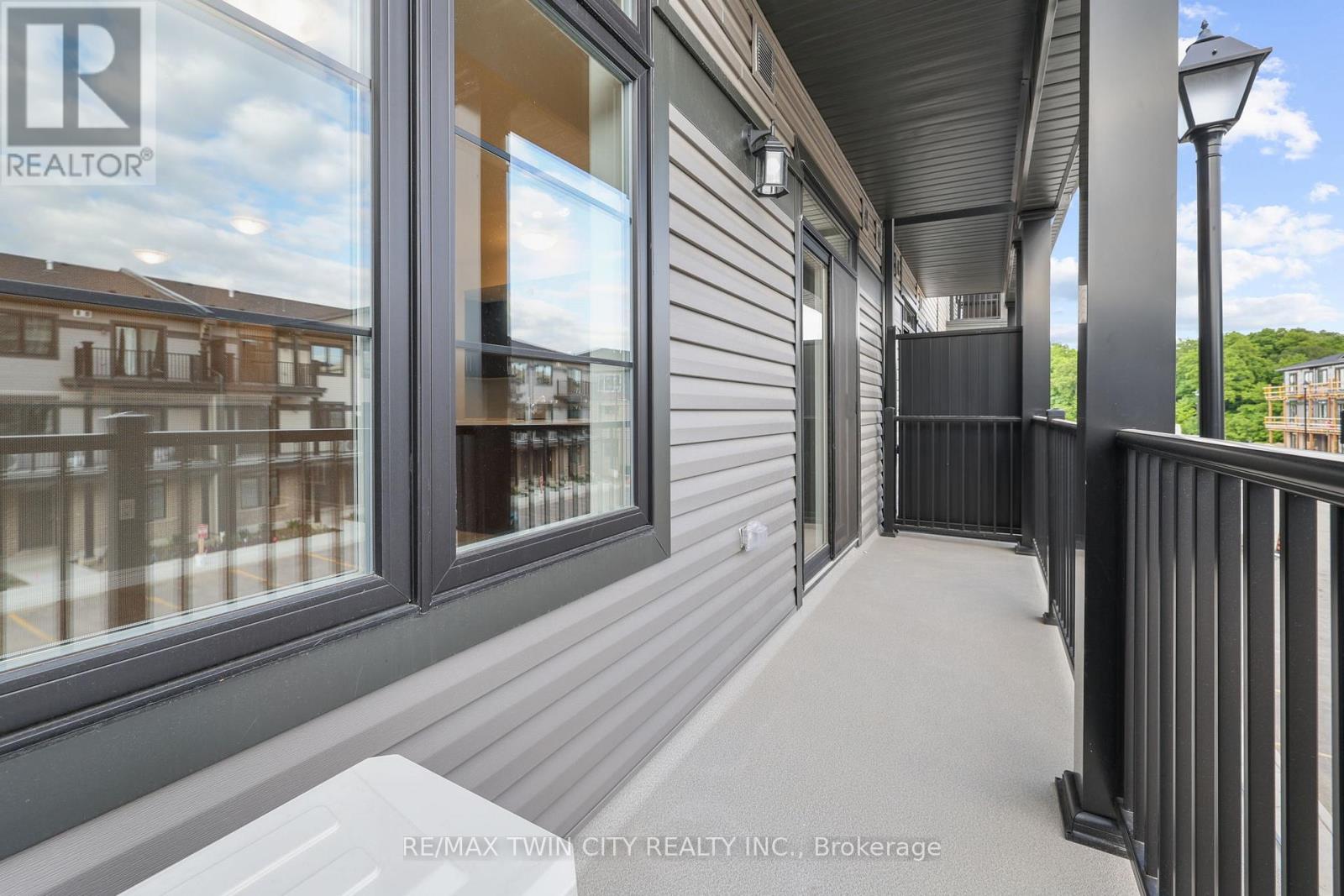 11 - 11 Lomond Lane, Kitchener, Ontario  N2R 0T6 - Photo 21 - X12548124