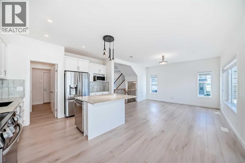 99 Lawrence Green Se, Airdrie, Alberta  T4A 3M8 - Photo 9 - A2240430