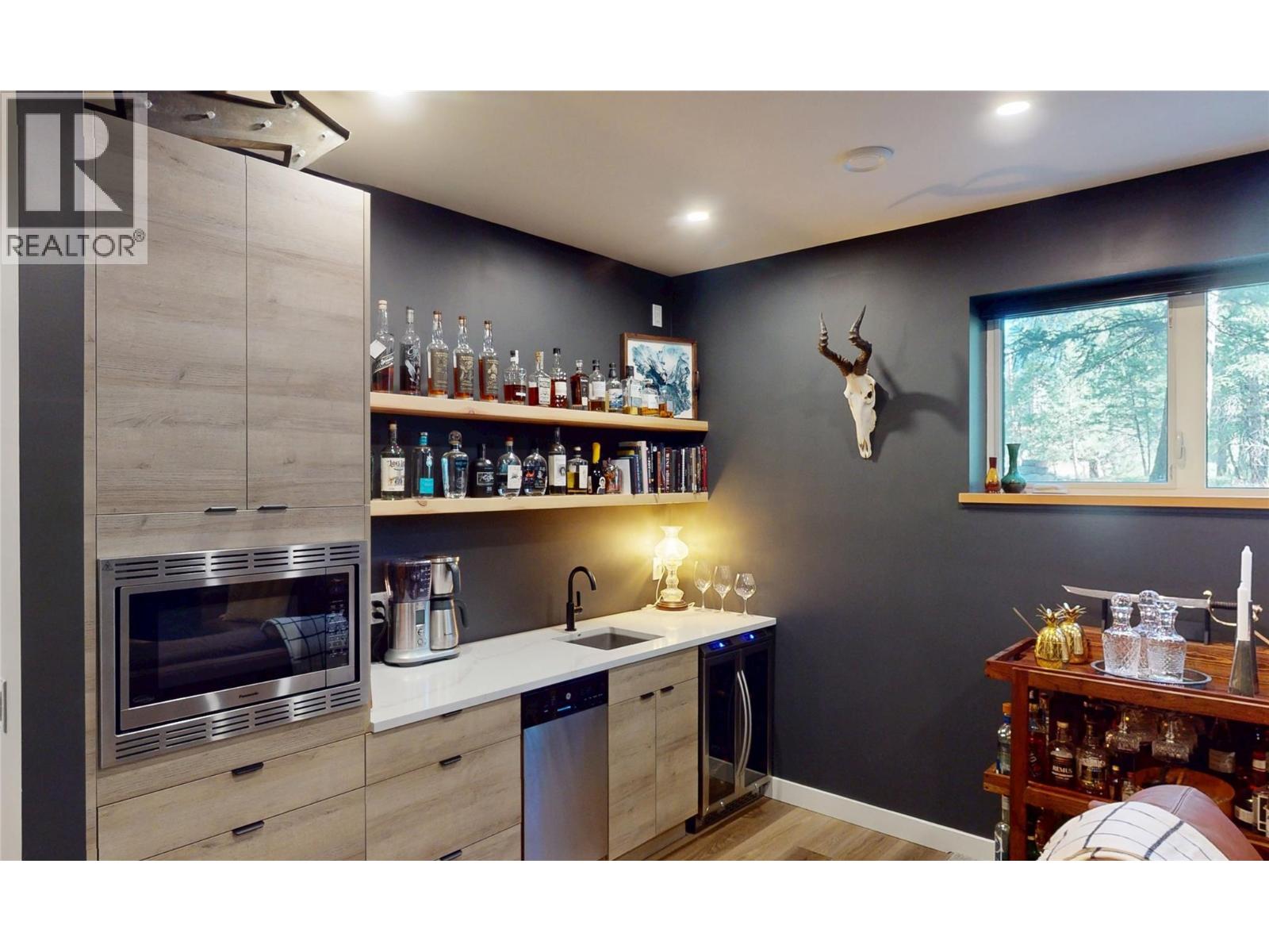 4881 Pedley Heights Court, Windermere, British Columbia  V0B 2L1 - Photo 30 - 10365006