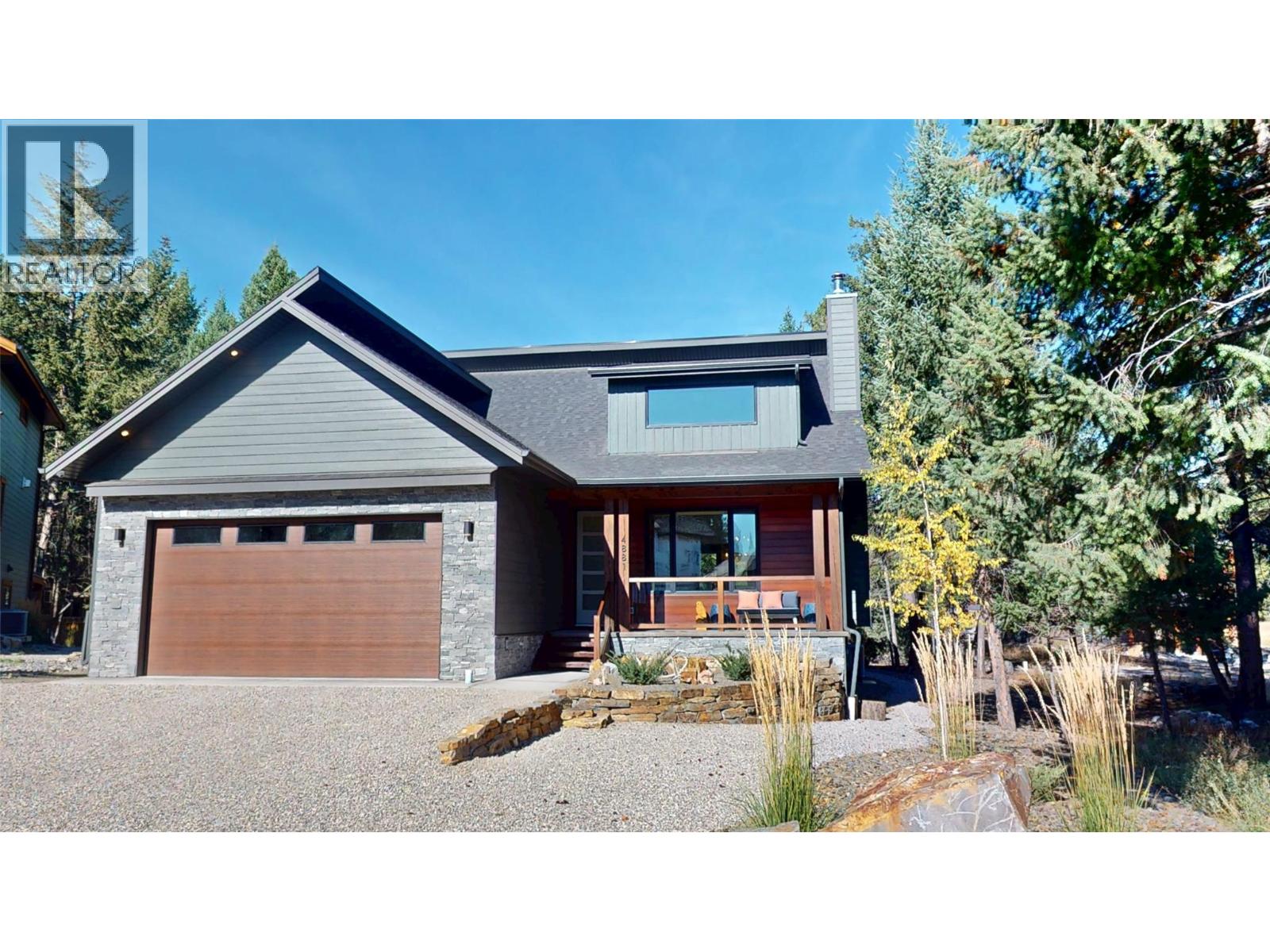 4881 Pedley Heights Court, Windermere, British Columbia  V0B 2L1 - Photo 2 - 10365006