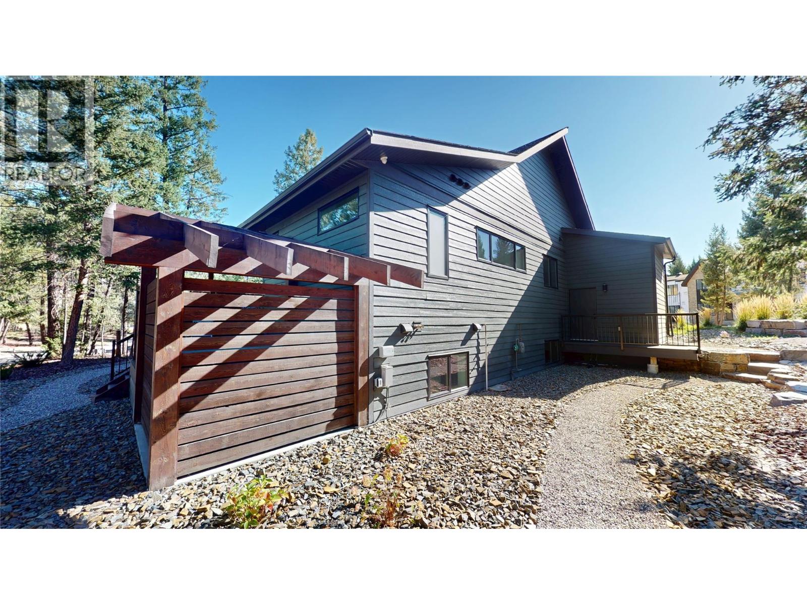 4881 Pedley Heights Court, Windermere, British Columbia  V0B 2L1 - Photo 56 - 10365006