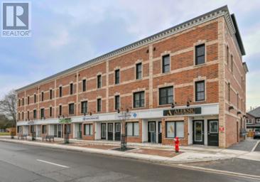 201 - 760 Lakeshore Road E, Mississauga, Ontario  L5E 1C7 - Photo 21 - W12547464