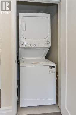 201 - 760 Lakeshore Road E, Mississauga, Ontario  L5E 1C7 - Photo 19 - W12547464