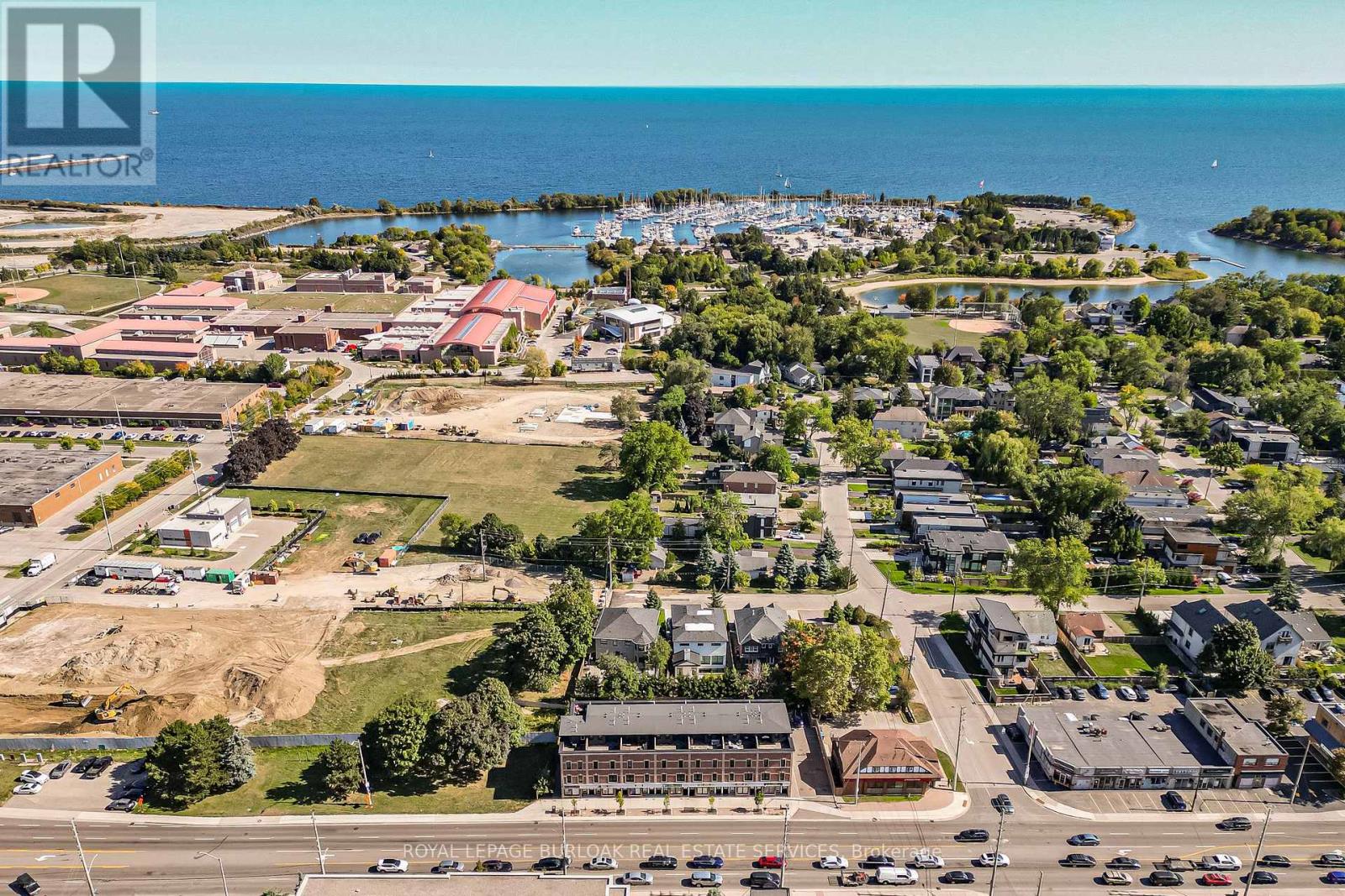 201 - 760 Lakeshore Road E, Mississauga, Ontario  L5E 1C7 - Photo 26 - W12547464