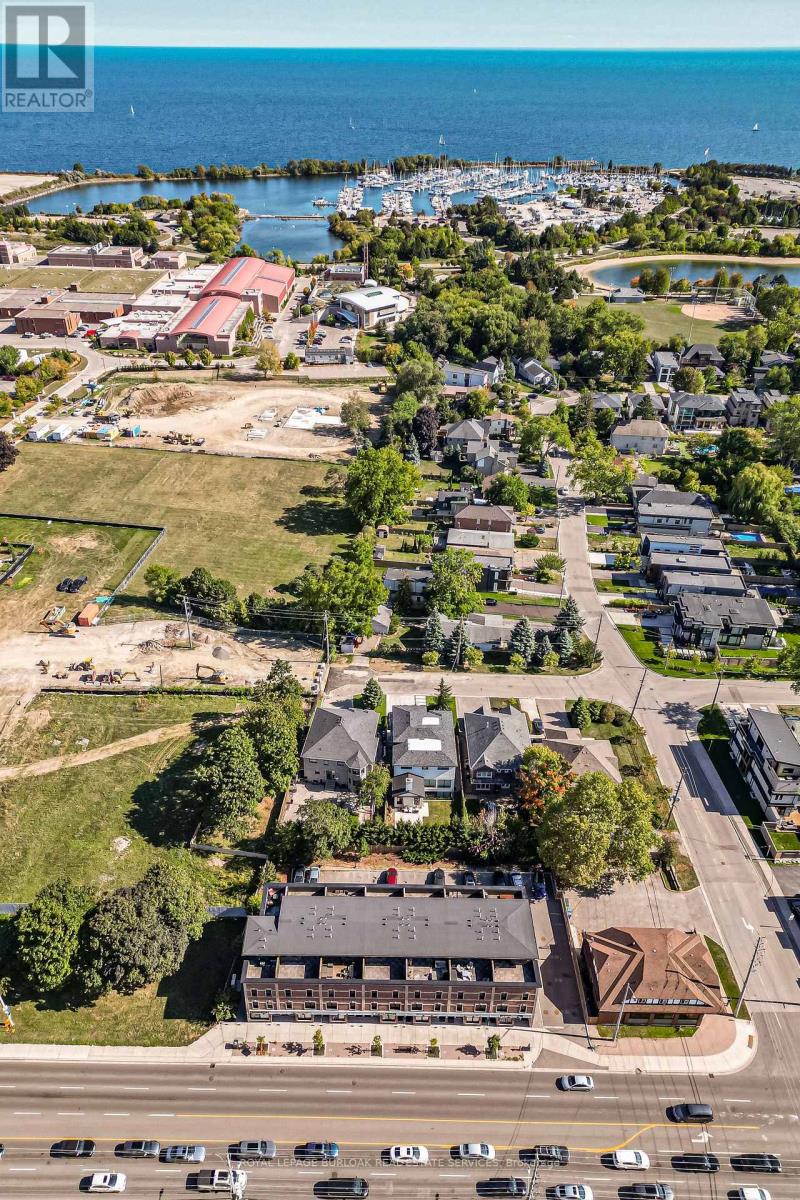 201 - 760 Lakeshore Road E, Mississauga, Ontario  L5E 1C7 - Photo 31 - W12547464