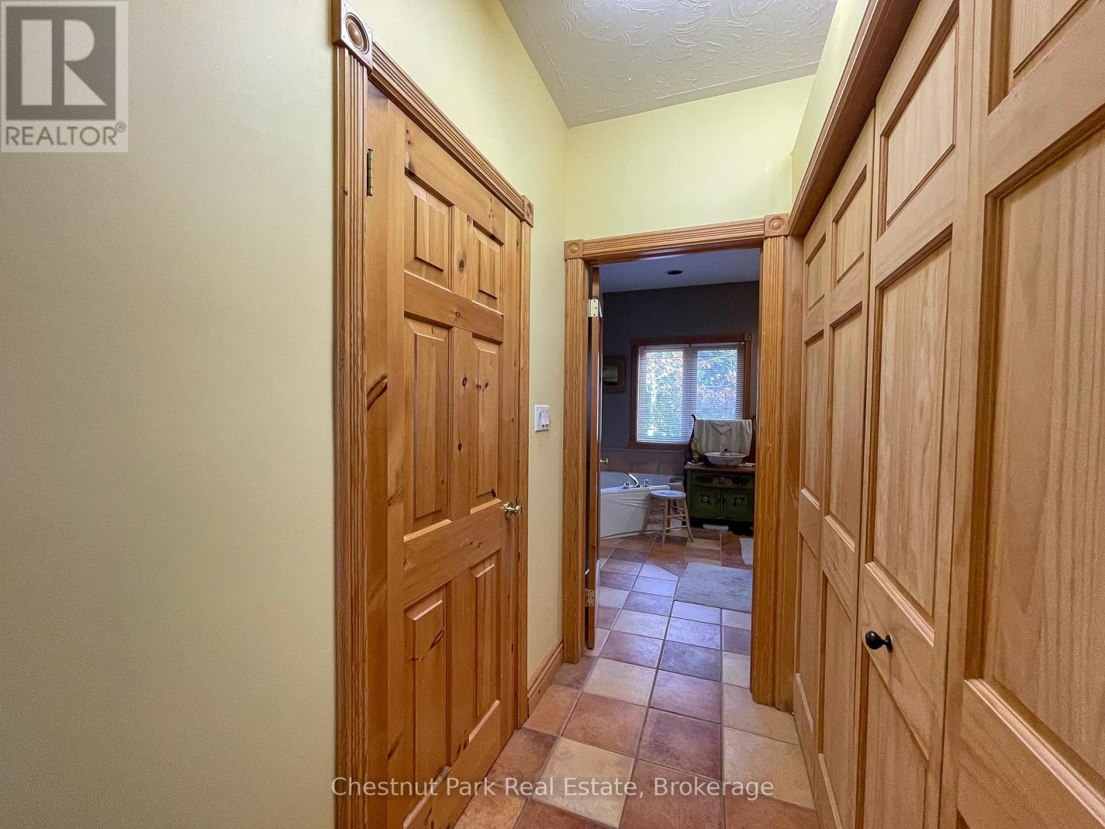 36 Cedar Drive, South Bruce Peninsula, Ontario N0H 1X0 - Photo 11 - X12548150