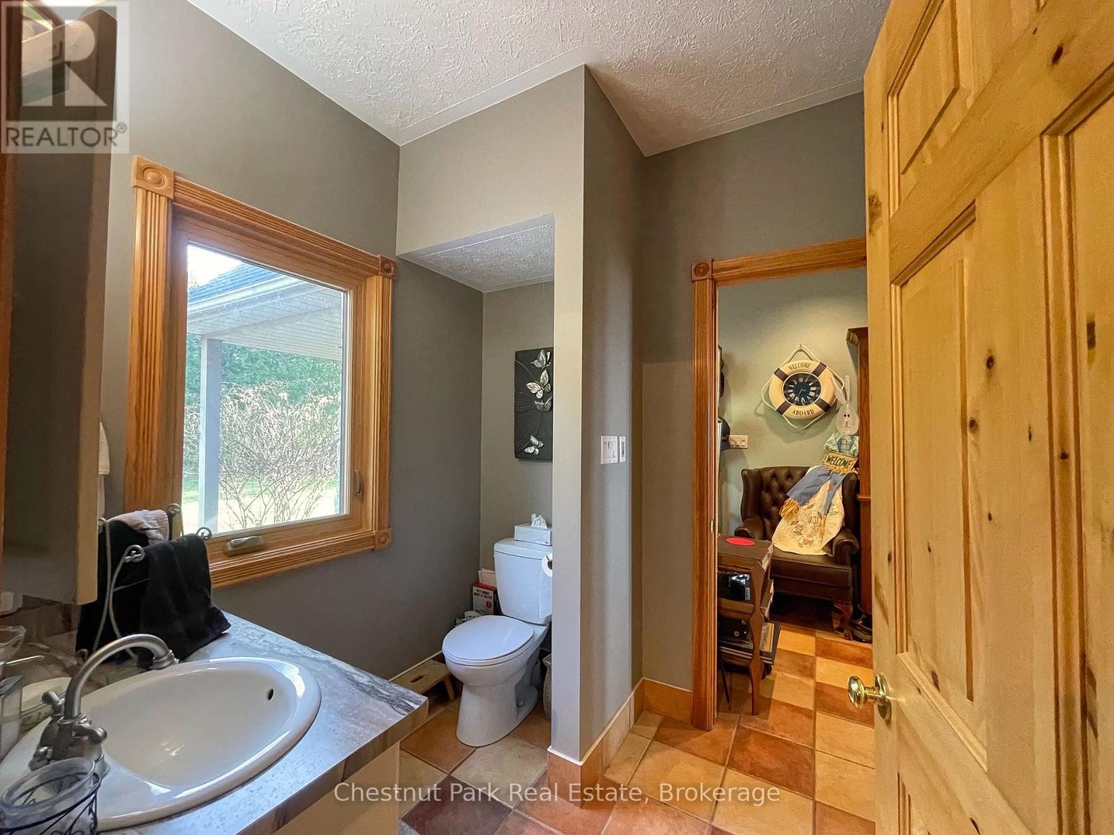 36 Cedar Drive, South Bruce Peninsula, Ontario N0H 1X0 - Photo 16 - X12548150