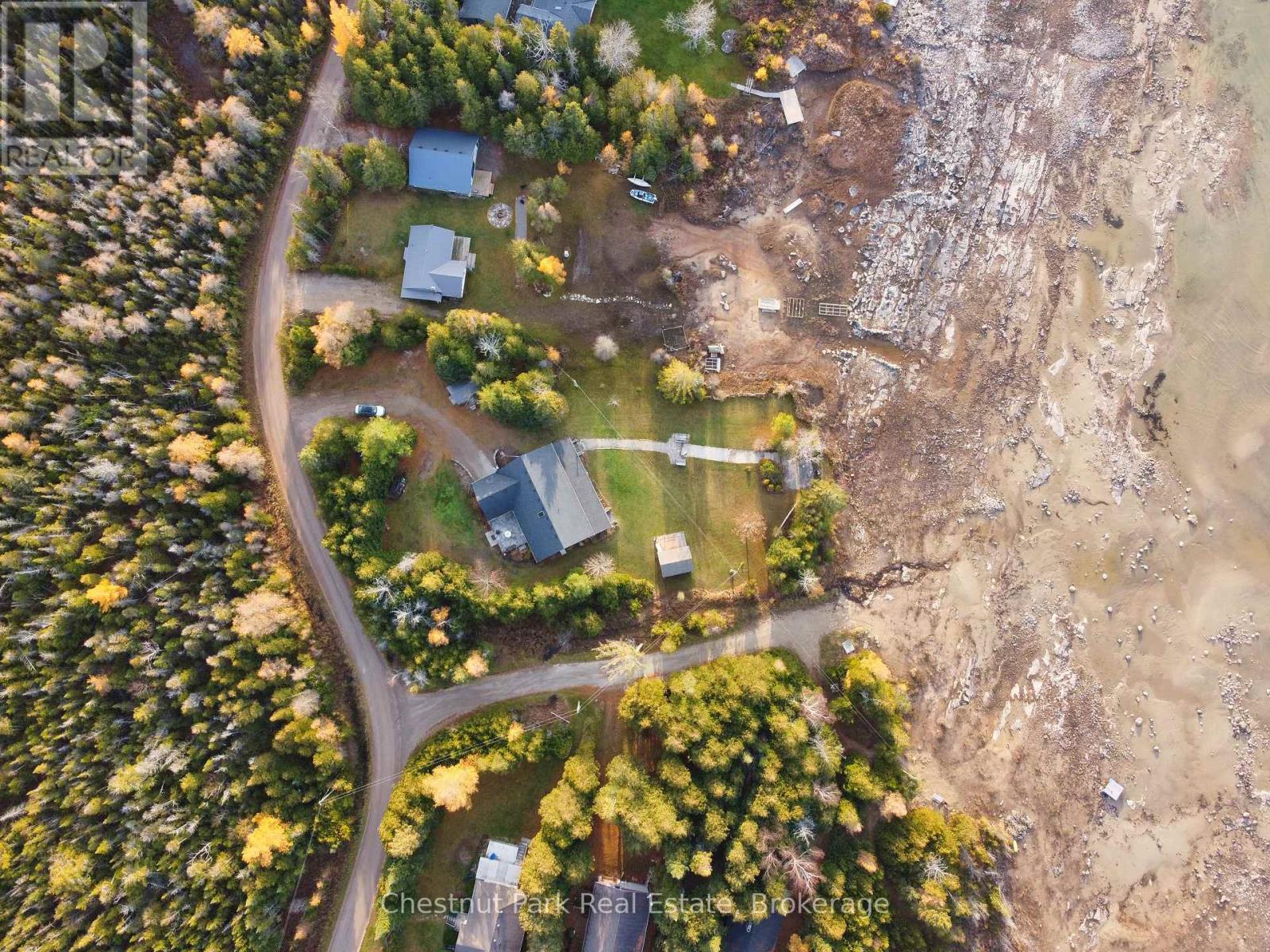 36 Cedar Drive, South Bruce Peninsula, Ontario N0H 1X0 - Photo 25 - X12548150