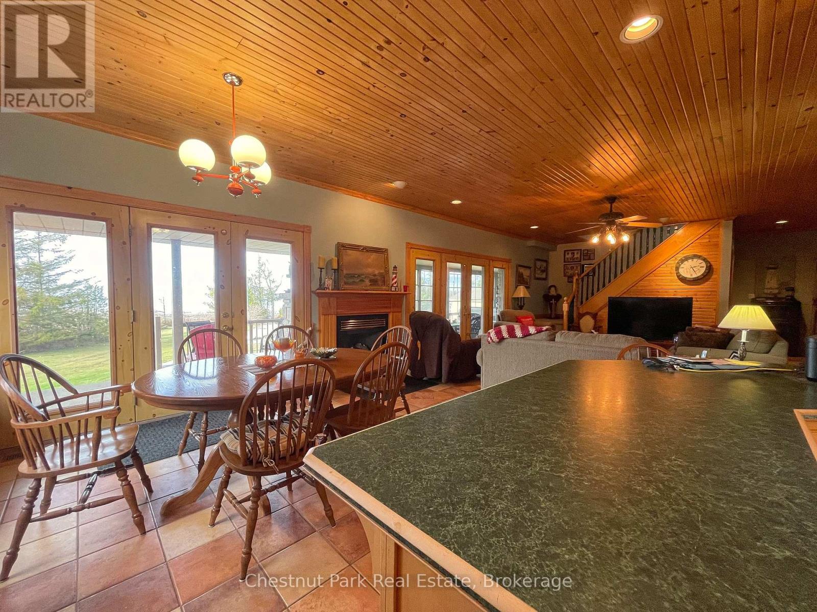 36 Cedar Drive, South Bruce Peninsula, Ontario N0H 1X0 - Photo 6 - X12548150
