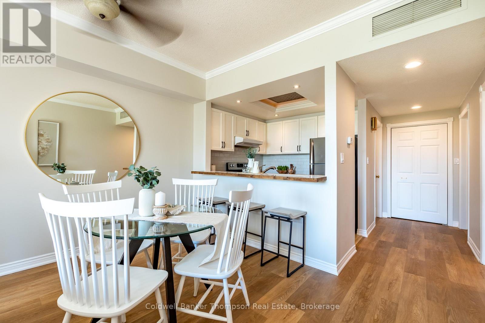 3311 Grandview Forest Hil Drive, Huntsville, Ontario P1H 2J5 - Photo 3 - X12548168