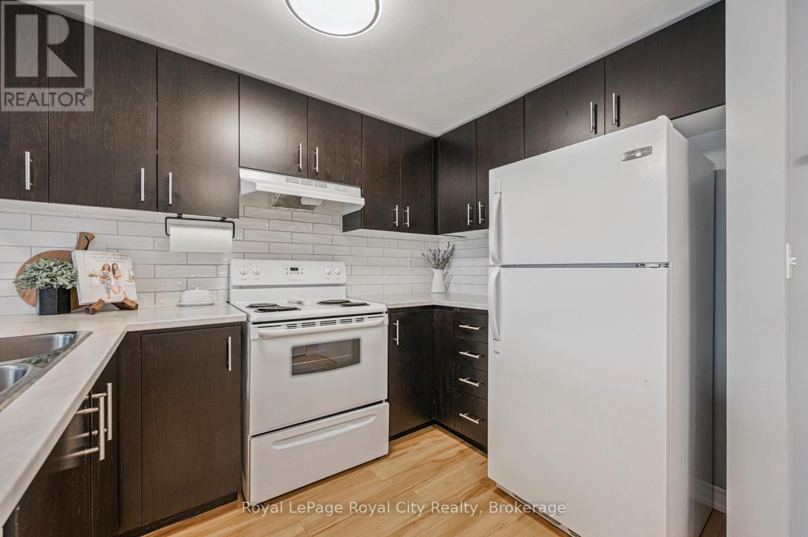 309 - 41 Goodwin Drive, Guelph, Ontario N1L 0E7 - Photo 7 - X12548200