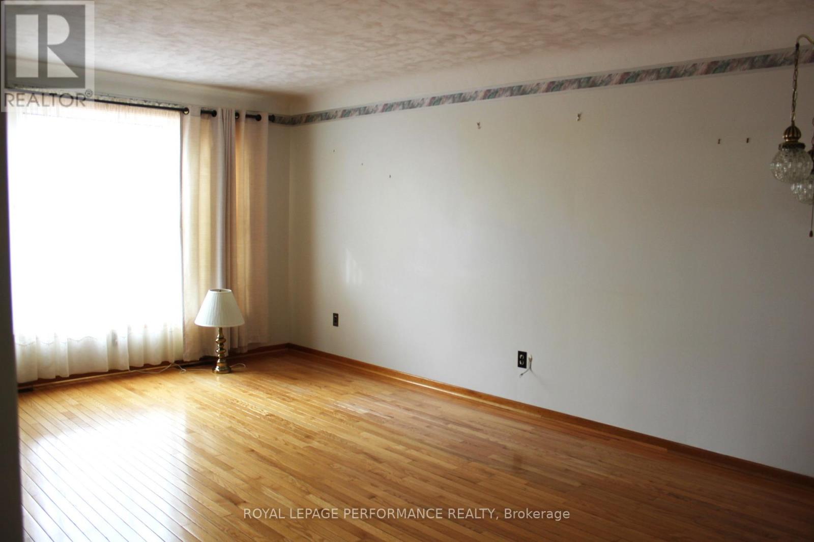 408 Beach Avenue, Cornwall, Ontario K6H 5P1 - Photo 15 - X12548158