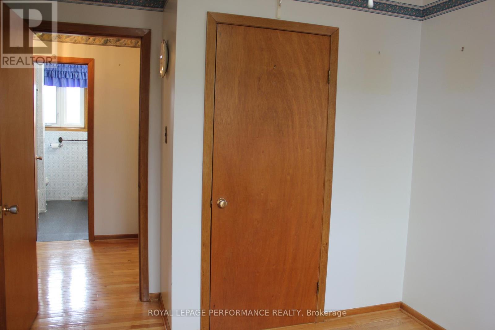 408 Beach Avenue, Cornwall, Ontario K6H 5P1 - Photo 18 - X12548158