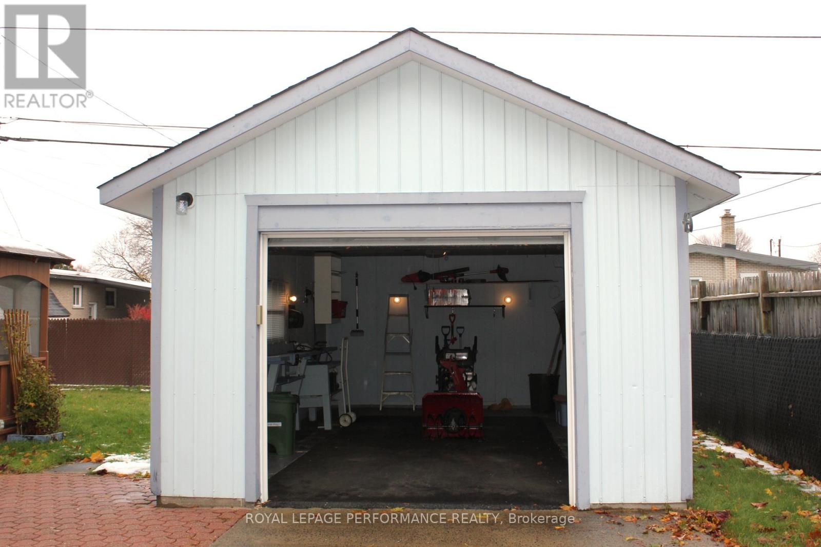 408 Beach Avenue, Cornwall, Ontario K6H 5P1 - Photo 41 - X12548158