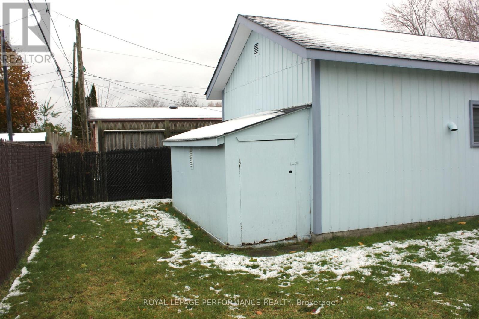 408 Beach Avenue, Cornwall, Ontario K6H 5P1 - Photo 45 - X12548158