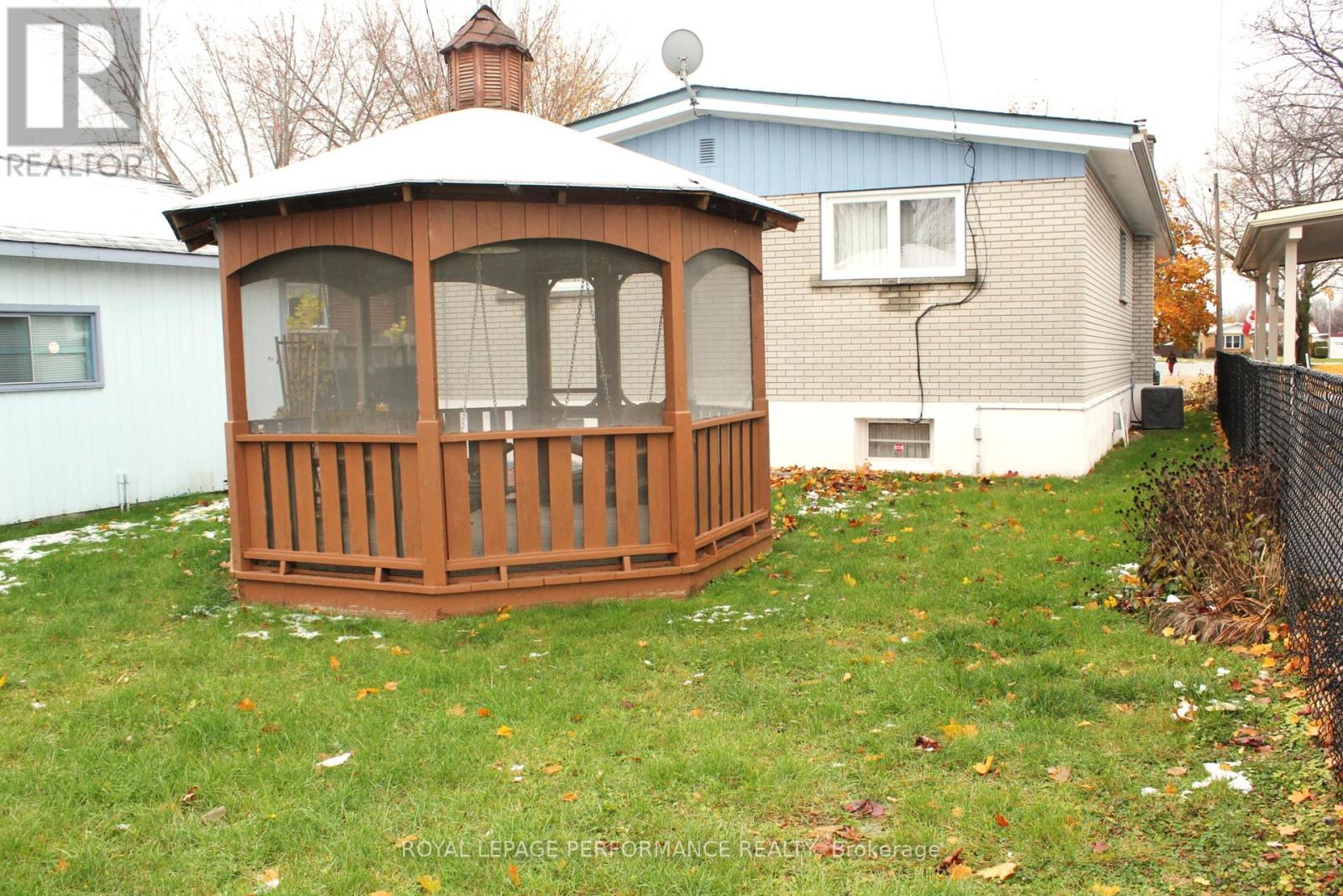 408 Beach Avenue, Cornwall, Ontario K6H 5P1 - Photo 46 - X12548158