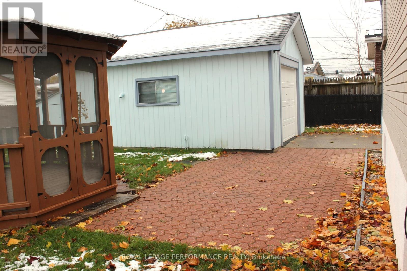 408 Beach Avenue, Cornwall, Ontario K6H 5P1 - Photo 48 - X12548158