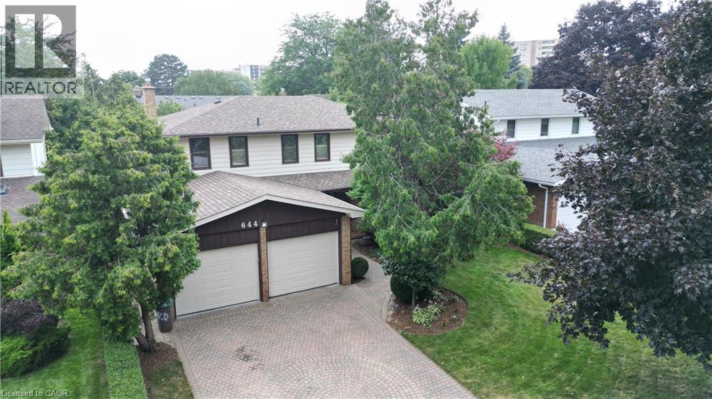 644 DONNA Court, Burlington, Ontario