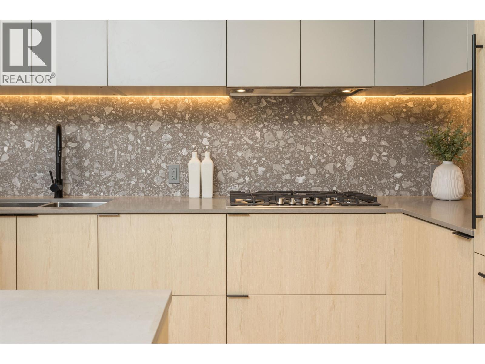 Ph521 471 E Broadway, Vancouver, British Columbia  V5T 1W9 - Photo 12 - R3066640