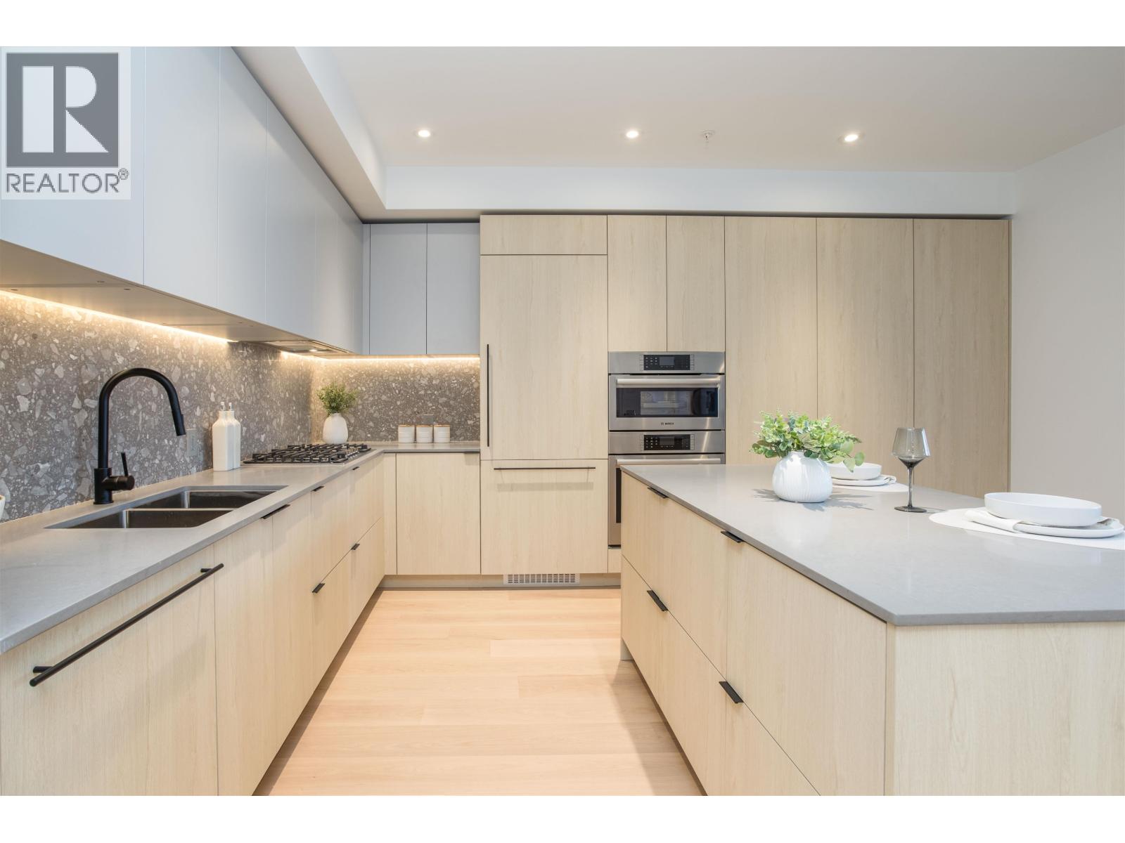 Ph521 471 E Broadway, Vancouver, British Columbia  V5T 1W9 - Photo 3 - R3066640