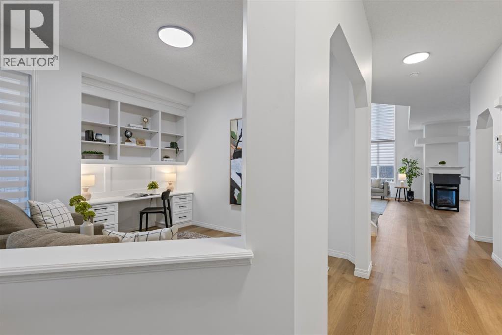 97 Cresthaven Way Sw, Calgary, Alberta  T3B 5X9 - Photo 3 - A2268944