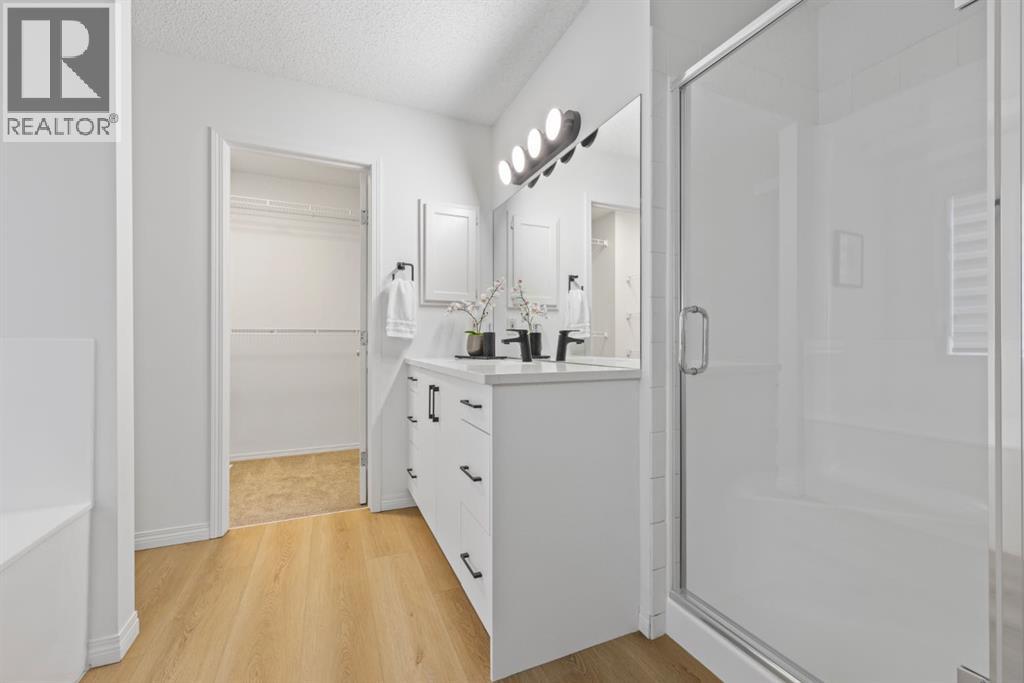 97 Cresthaven Way Sw, Calgary, Alberta  T3B 5X9 - Photo 32 - A2268944