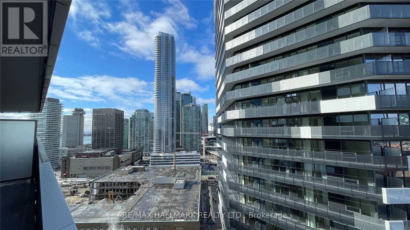 2116 - 138 Downes Street, Toronto, Ontario  M5E 0E4 - Photo 6 - C12548160