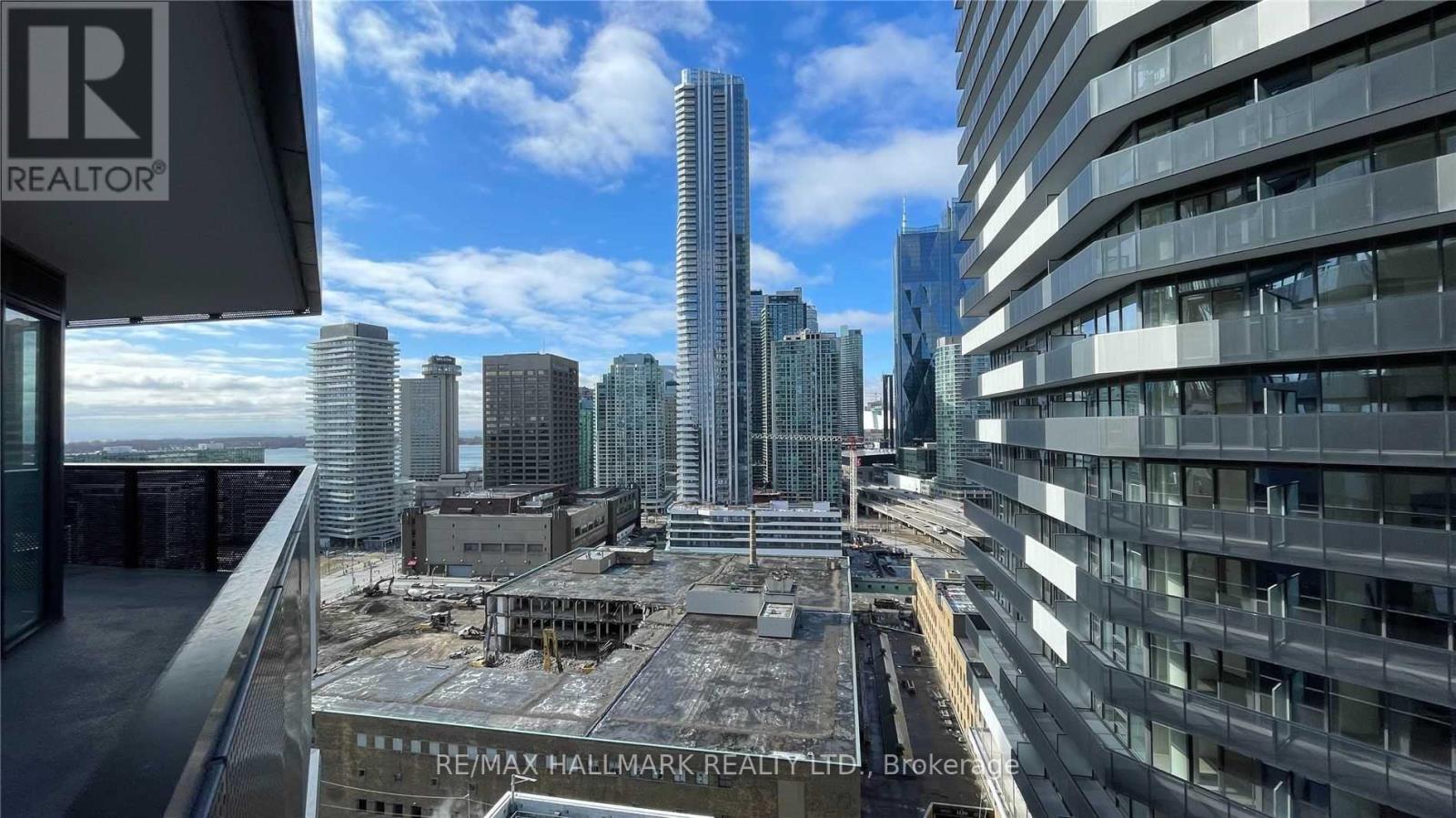 2116 - 138 Downes Street, Toronto, Ontario  M5E 0E4 - Photo 7 - C12548160