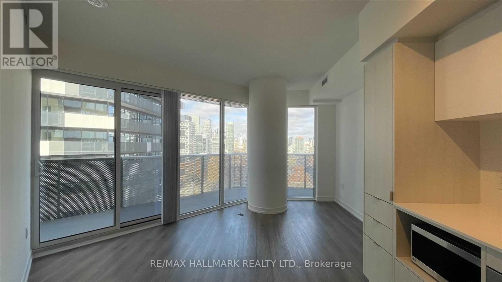 2116 - 138 Downes Street, Toronto, Ontario  M5E 0E4 - Photo 8 - C12548160