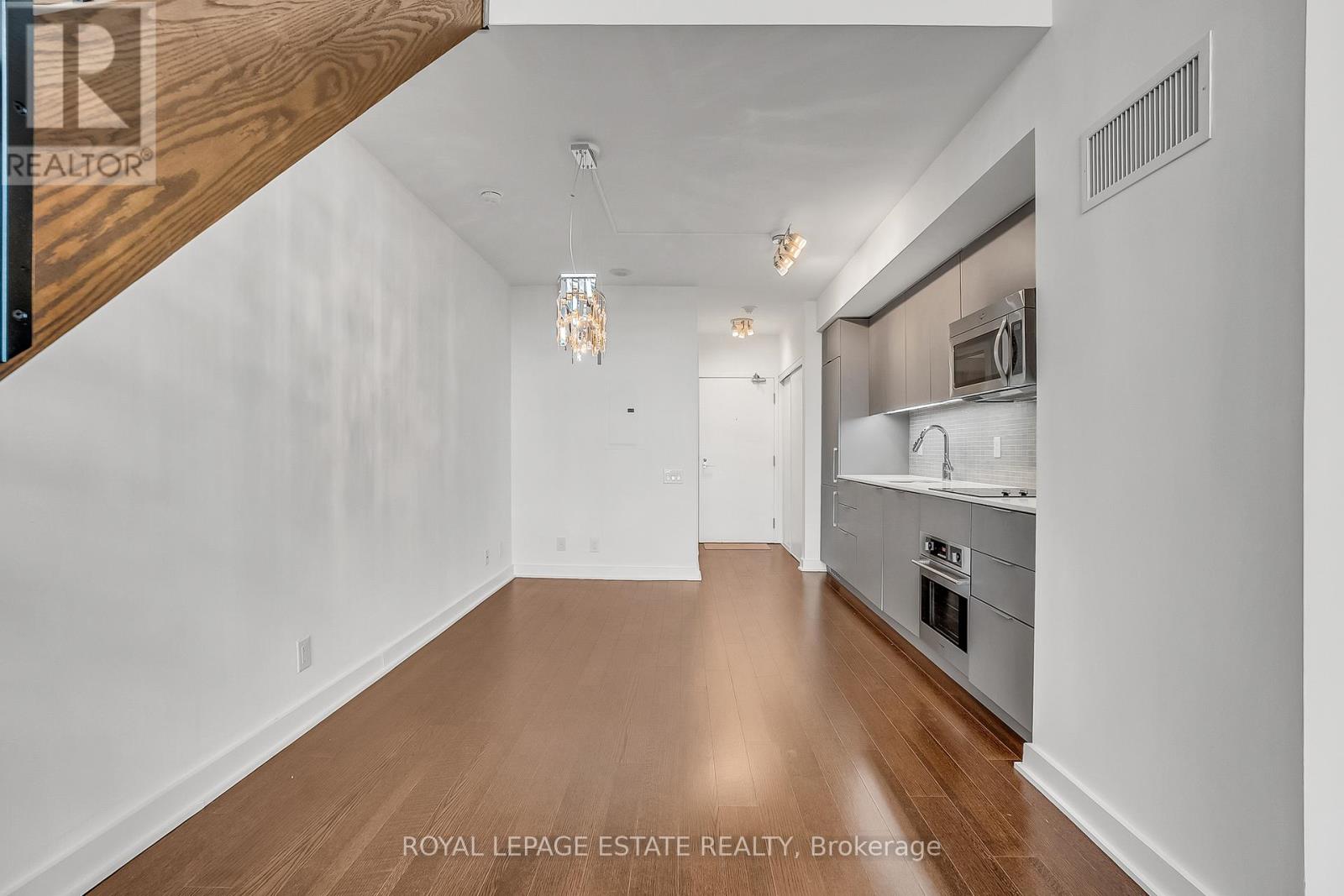 646 - 5 Hanna Avenue, Toronto, Ontario  M6K 0B3 - Photo 8 - C12548180