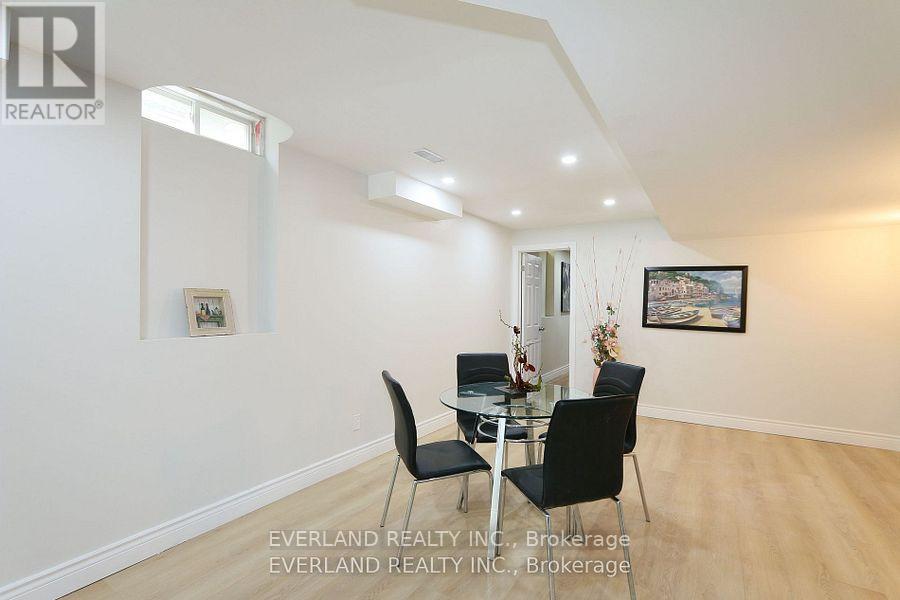 Basement - 38 Kimberly Court, Richmond Hill, Ontario  L4E 4C6 - Photo 20 - N12548140