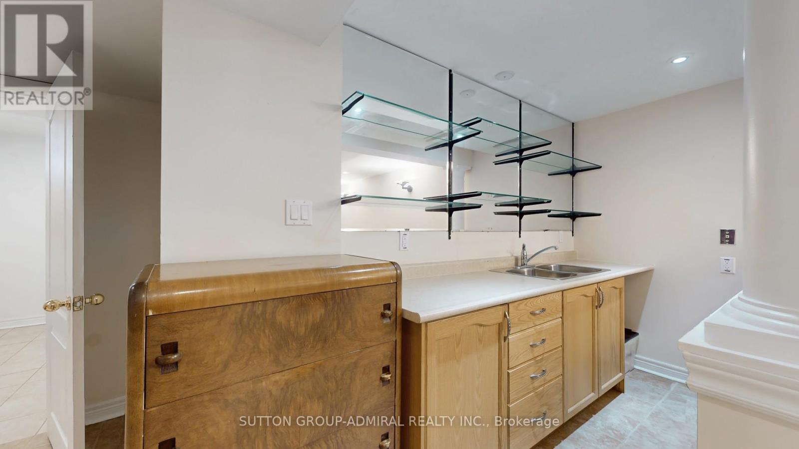 111 Kelso Crescent, Vaughan, Ontario  L6A 2K6 - Photo 18 - N12548186