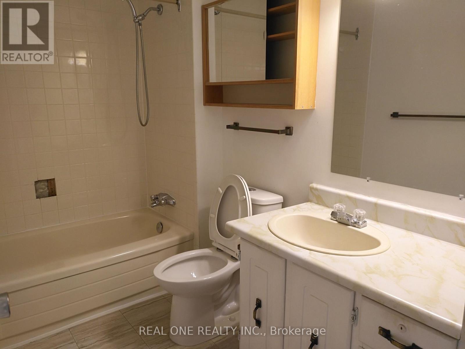 50 - 646 Village Parkway, Markham, Ontario  L3R 2S7 - Photo 14 - N12548214