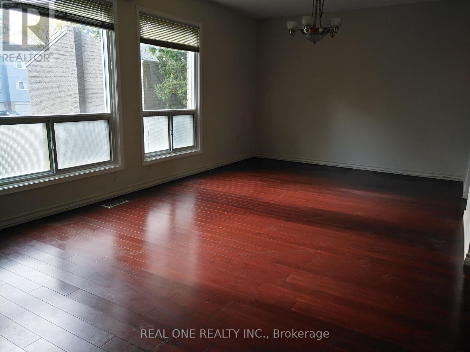 50 - 646 Village Parkway, Markham, Ontario  L3R 2S7 - Photo 3 - N12548214