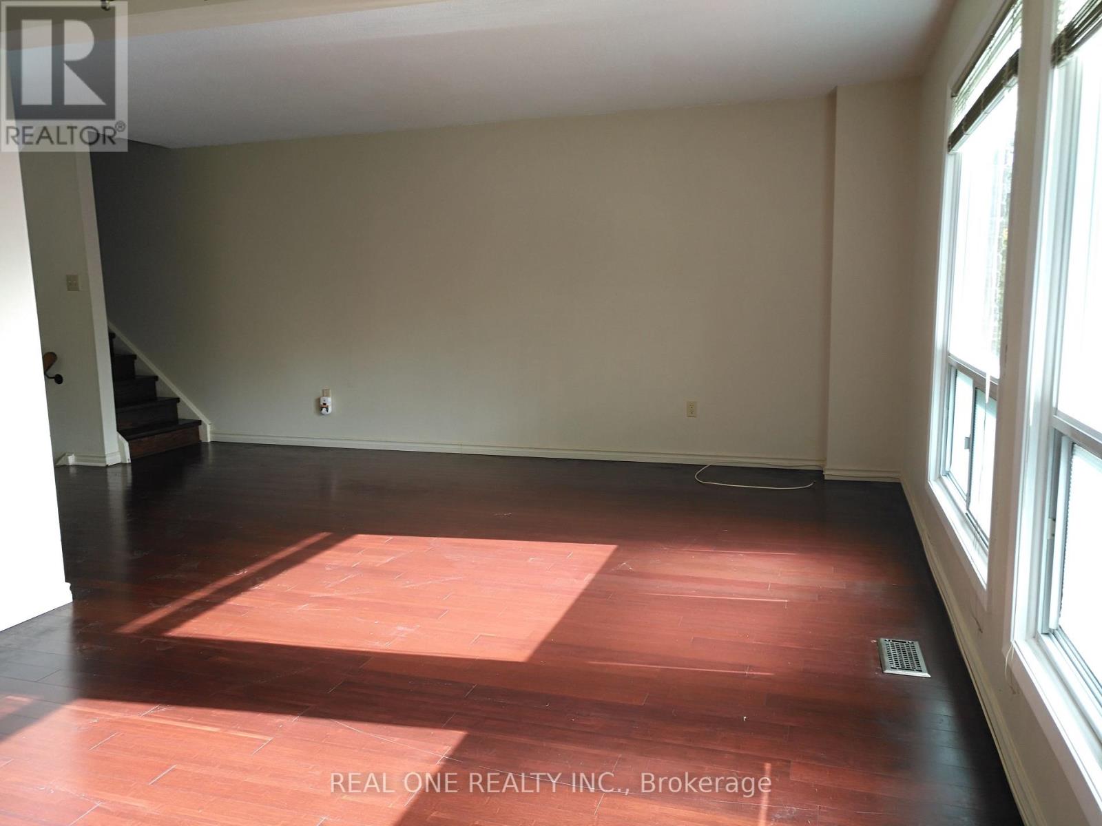 50 - 646 Village Parkway, Markham, Ontario  L3R 2S7 - Photo 5 - N12548214