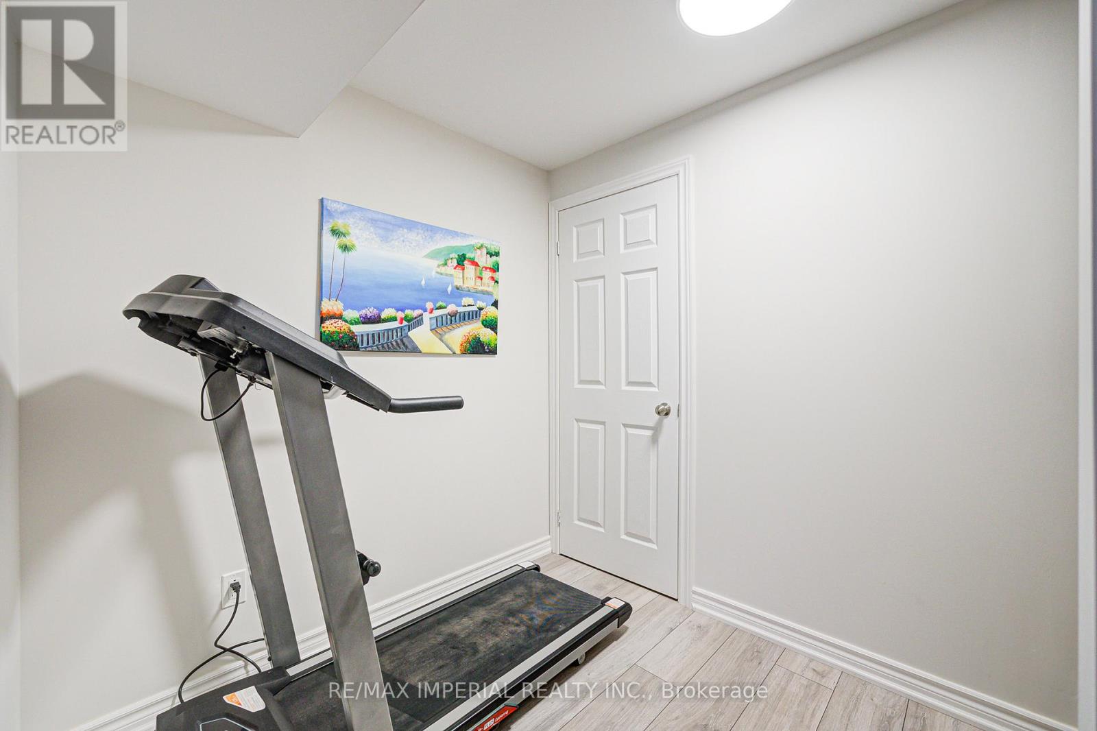 982 Wilbur Pipher Circle, Newmarket, Ontario  L3X 0B8 - Photo 45 - N12548232