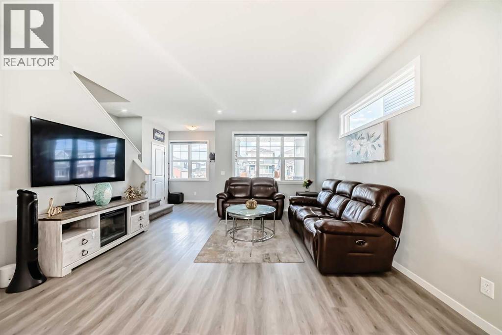 868 West Lakeview Drive, Chestermere, Alberta  T1X 1Z5 - Photo 9 - A2261148