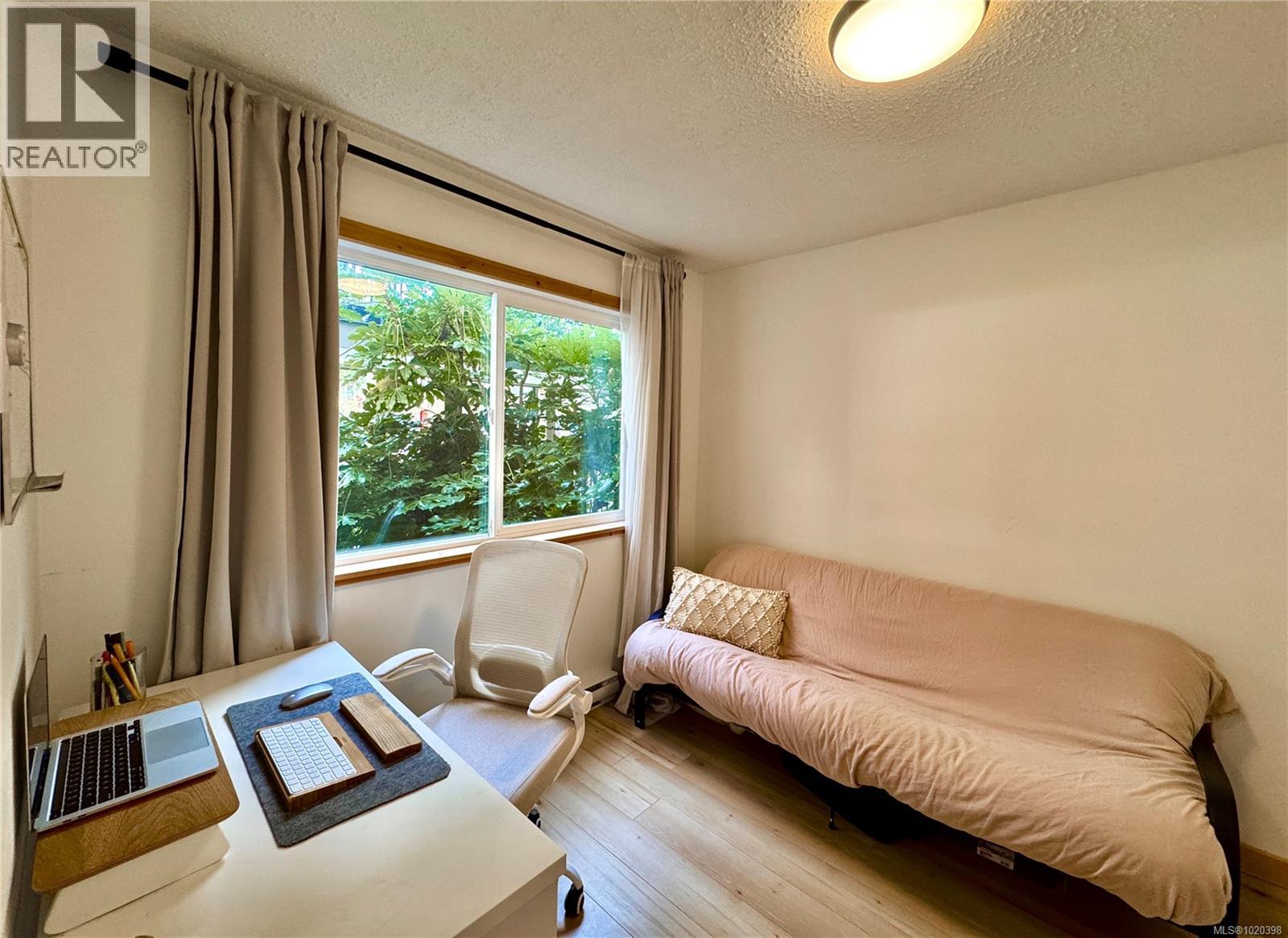 203 250 Hemlock St, Ucluelet, British Columbia V0R 3A0 - Photo 18 - 1020398