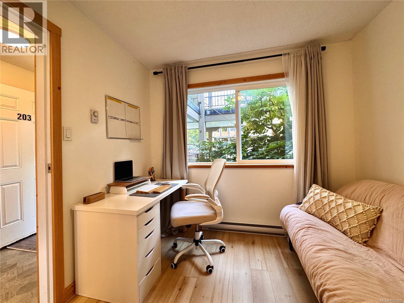 203 250 Hemlock St, Ucluelet, British Columbia V0R 3A0 - Photo 19 - 1020398