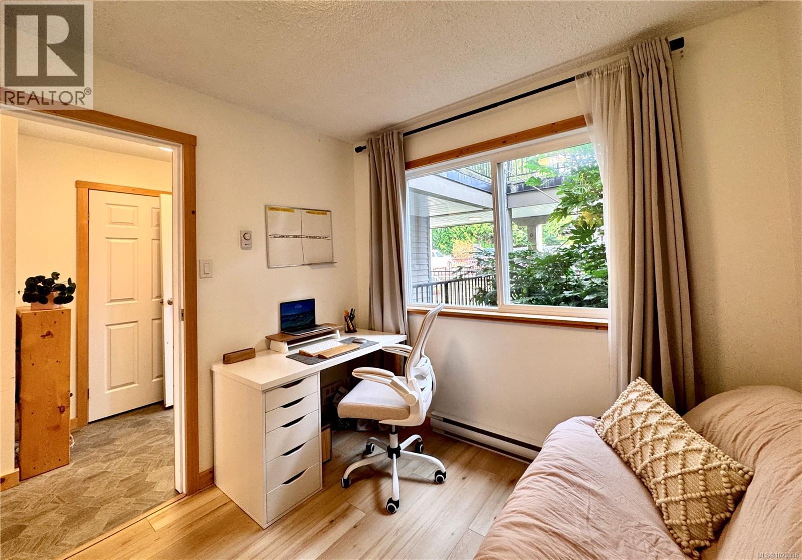 203 250 Hemlock St, Ucluelet, British Columbia V0R 3A0 - Photo 20 - 1020398