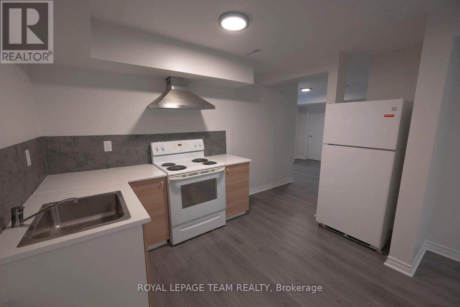 B-27 Rockcress Gardens, Ottawa, Ontario  K2G 5A6 - Photo 5 - X12548272