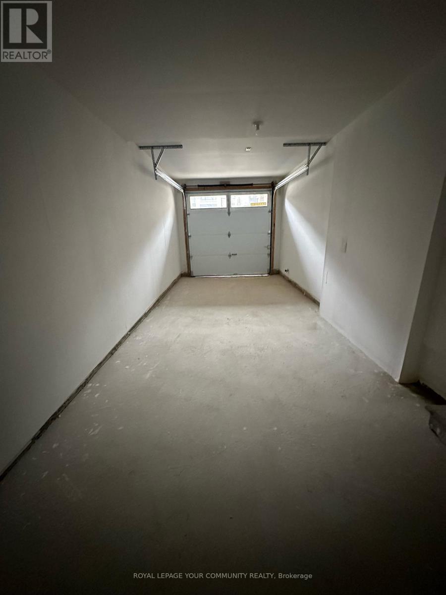 1551 Moonseed Place, Milton, Ontario  L9T 7E7 - Photo 11 - W12548148